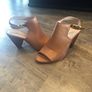 NWOT Vince Camuto Heels